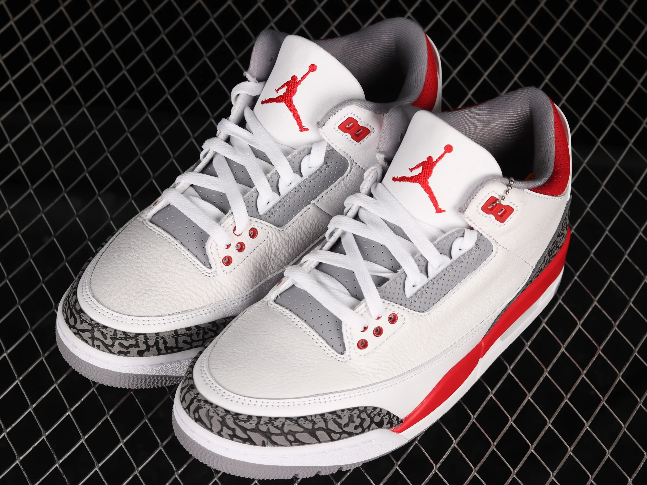 All categories Air Jordan Jordan series basketball shoes Air Jordan 3 foreign trade version Air Jordan 3 Retro "Fire Red" AJ3 Joe 3 new flame red DN3707-160